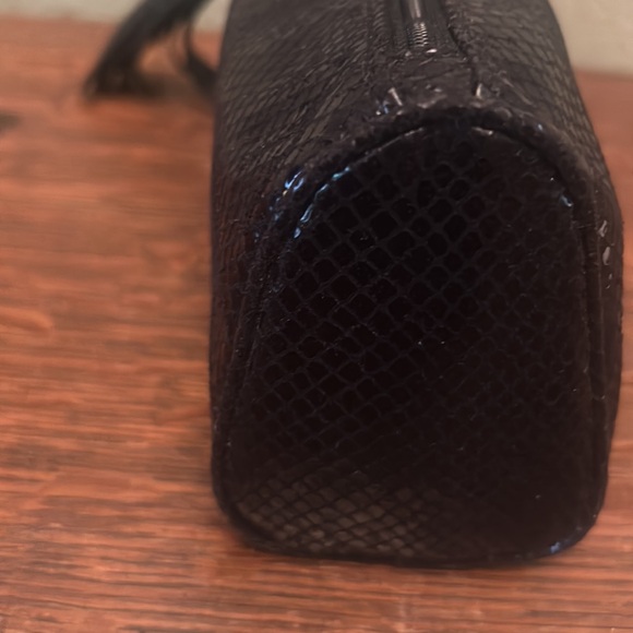 Michael Kors Limited Edition Cosmetic Case for Estee Lauder Holiday 2012 - Picture 7 of 11